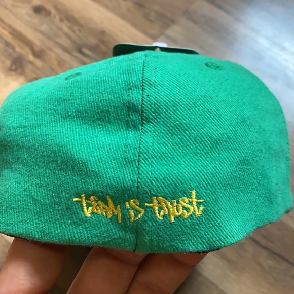 2001 Nike Hockey Team Is Trust Hat - Picture 3 of 9